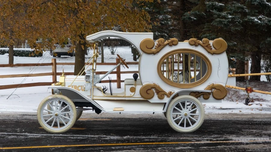 1915 Ford Model T - Image 2 of 20