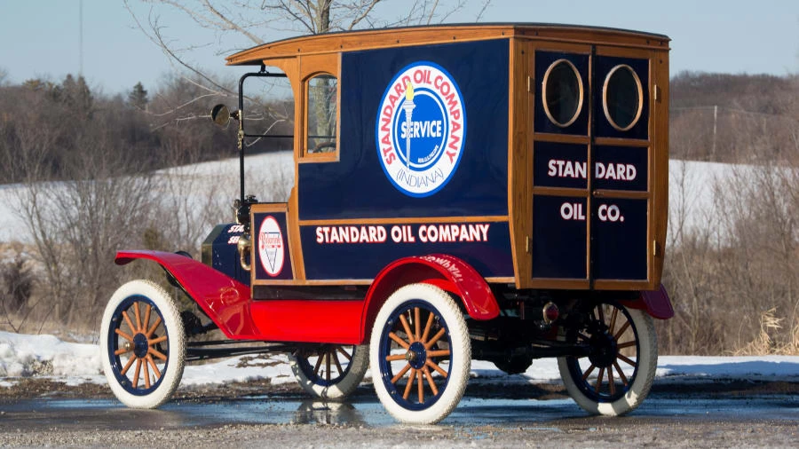 1915 Ford Model T Pickup & Model TT - Image 10 of 12