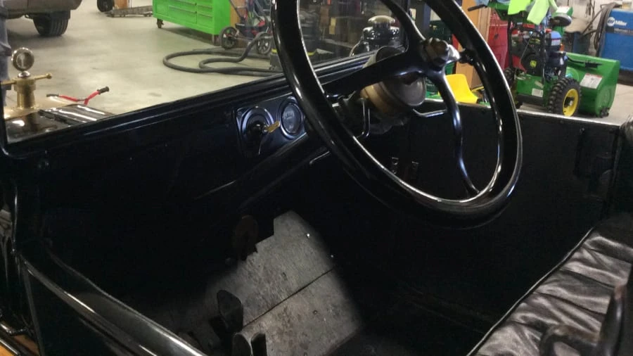 1915 Ford Model T - Image 2 of 4