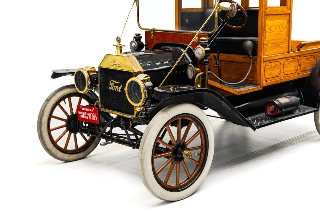 1915 Ford Model T Pickup & Model TT - Image 10 of 31