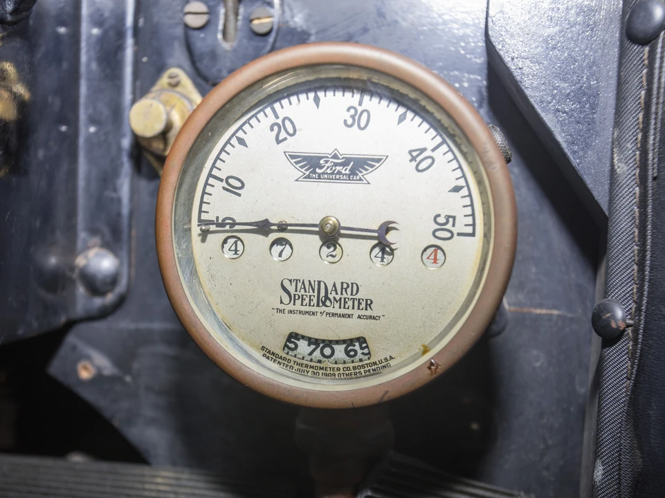 1915 Ford Model T - Image 15 of 18