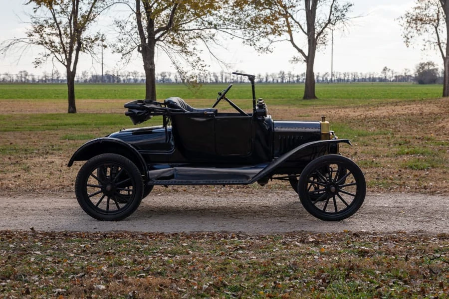 1915 Ford Model T - Image 2 of 15