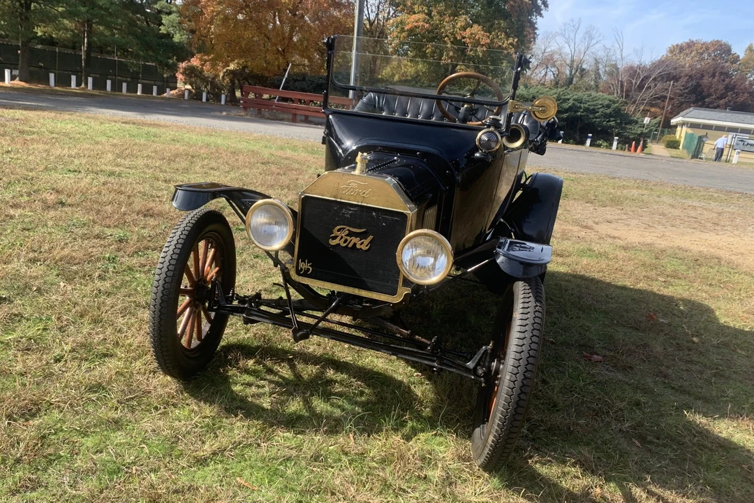 1915 Ford Model T Pickup & Model TT - Image 24 of 31