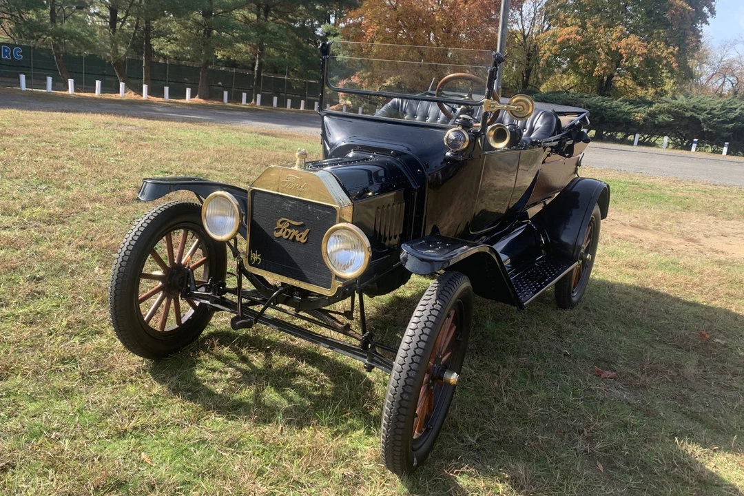 1915 Ford Model T Pickup & Model TT - Image 25 of 31