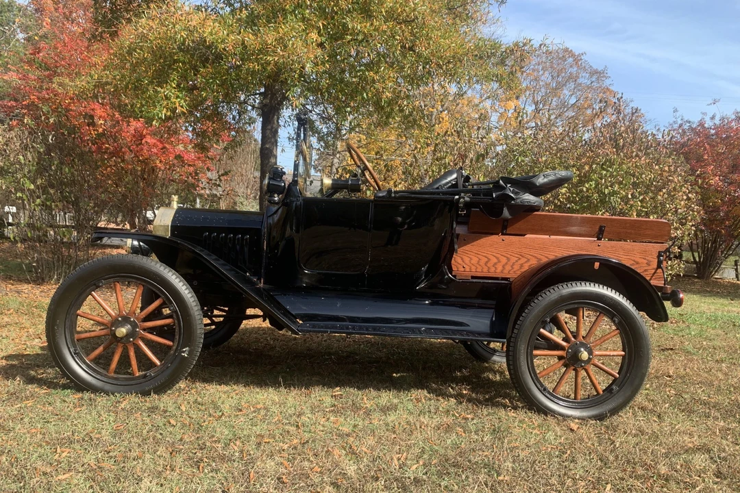 1915 Ford Model T Pickup & Model TT - Image 31 of 31