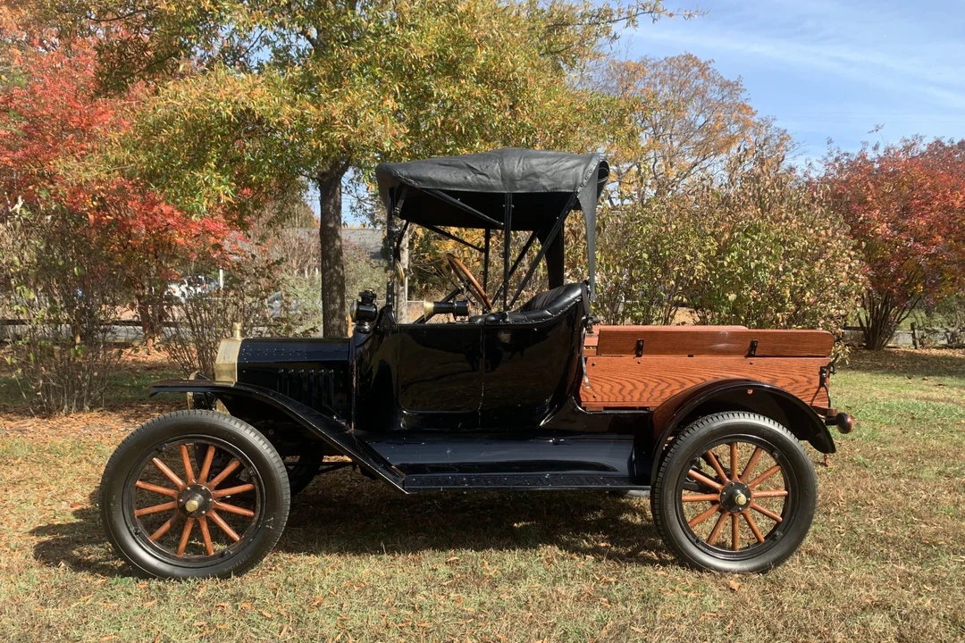 1915 Ford Model T Pickup & Model TT - Image 5 of 31