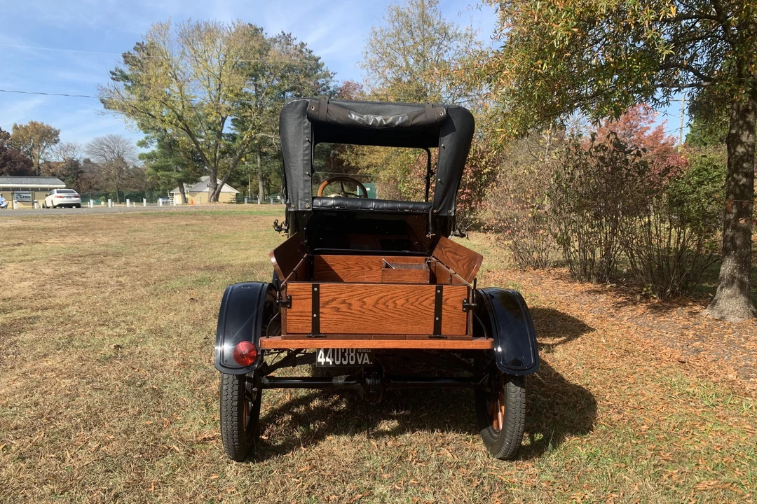 1915 Ford Model T Pickup & Model TT - Image 8 of 31