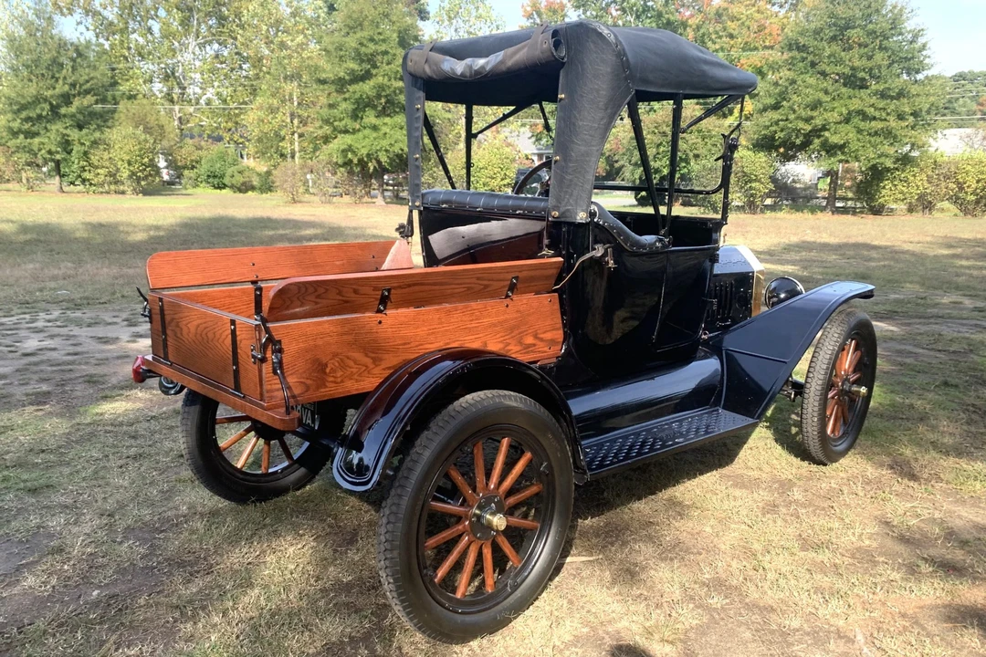 1915 Ford Model T Pickup & Model TT - Image 10 of 31