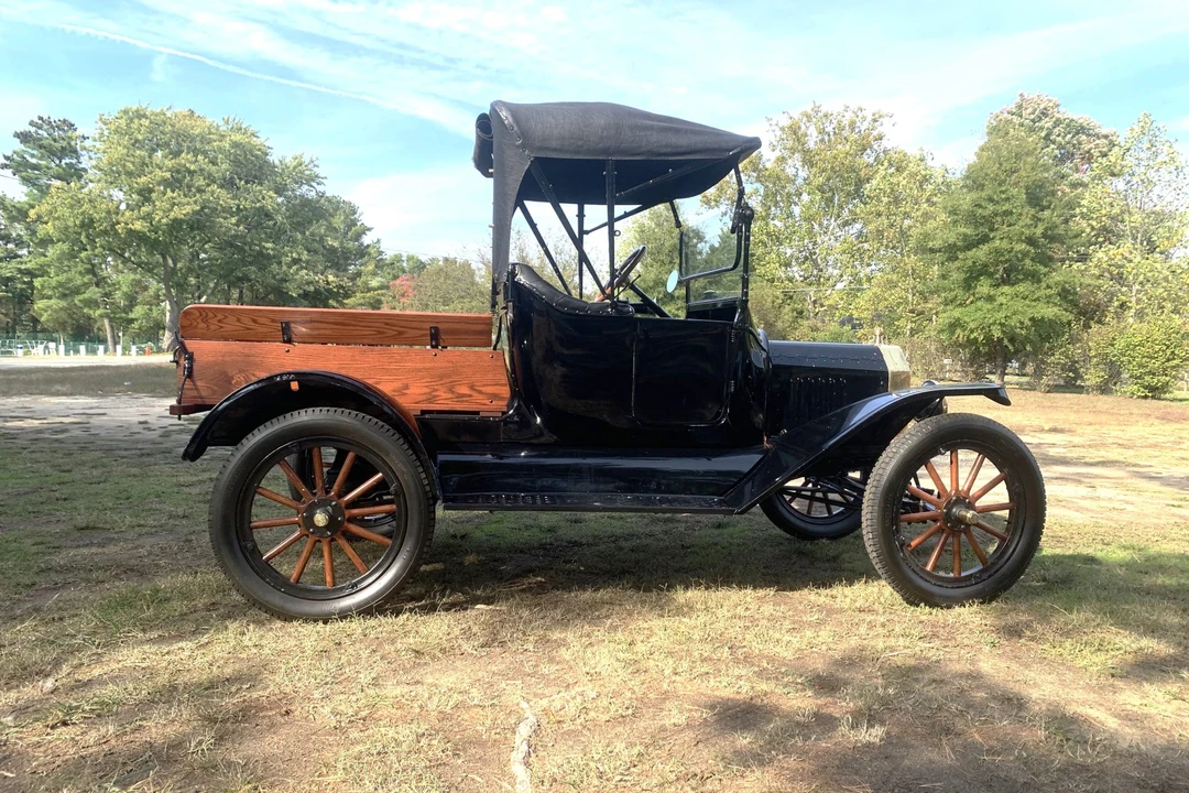 1915 Ford Model T Pickup & Model TT - Image 12 of 31