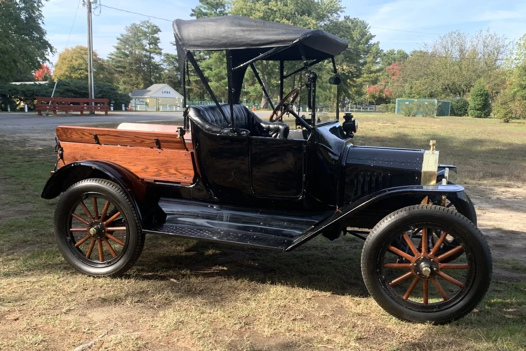 1915 Ford Model T Pickup & Model TT - Image 15 of 31