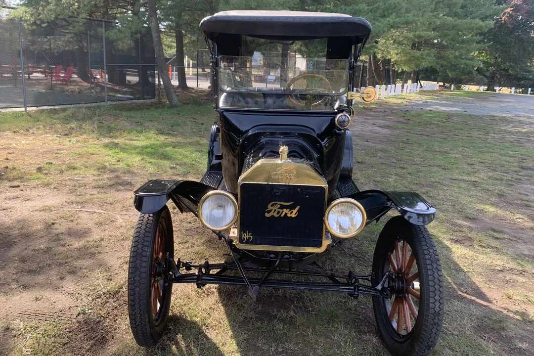 1915 Ford Model T Pickup & Model TT - Image 22 of 31