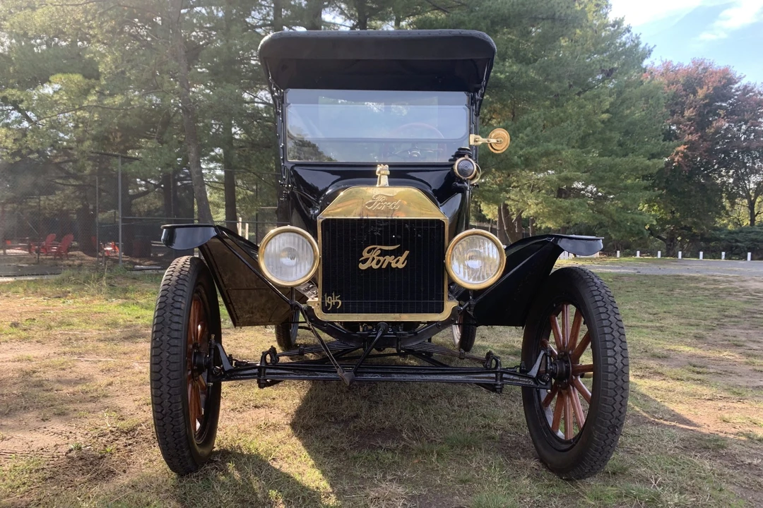 1915 Ford Model T Pickup & Model TT - Image 20 of 31