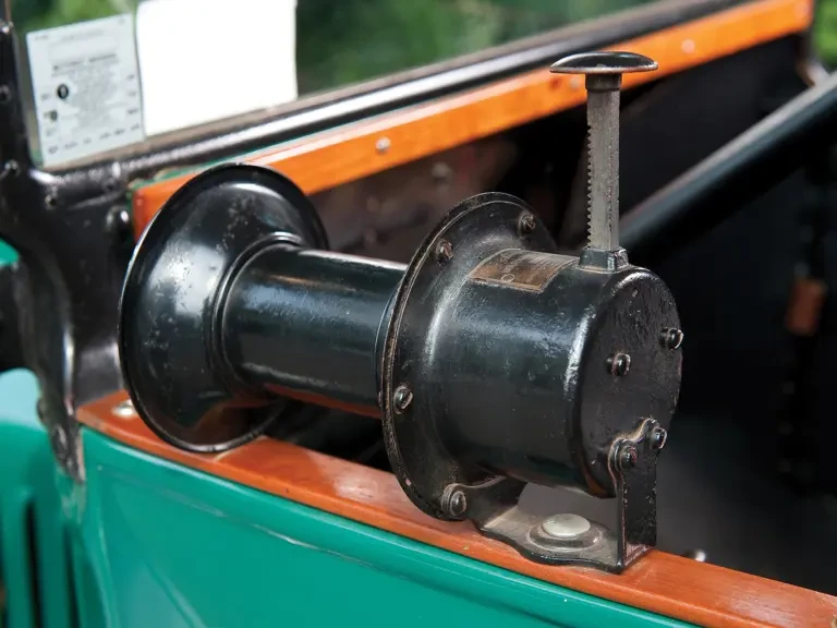 1915 Ford Model T Pickup & Model TT - Image 10 of 18