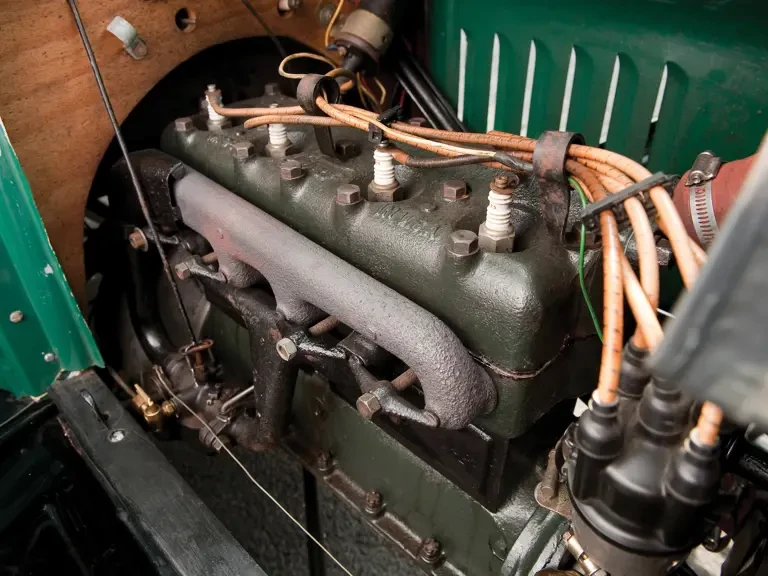 1915 Ford Model T Pickup & Model TT - Image 7 of 18