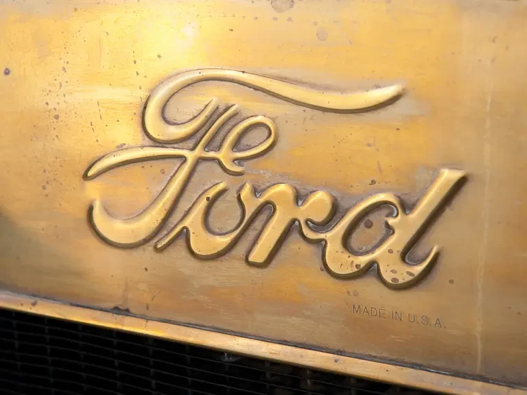 1915 Ford Model T Pickup & Model TT - Image 6 of 18