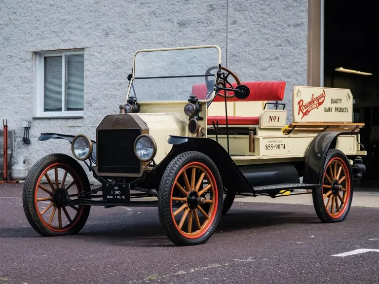 1915 Ford Model T Pickup & Model TT - Image 2 of 28