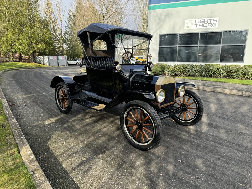 1915 Ford Model T - Image 2 of 31