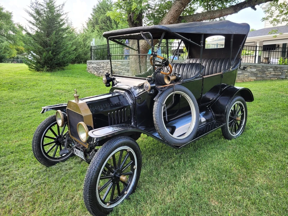 1915 Ford Model T - Image 3 of 31
