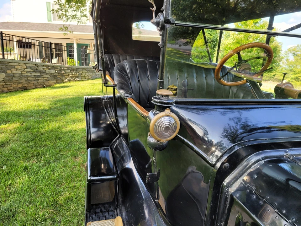 1915 Ford Model T - Image 30 of 31