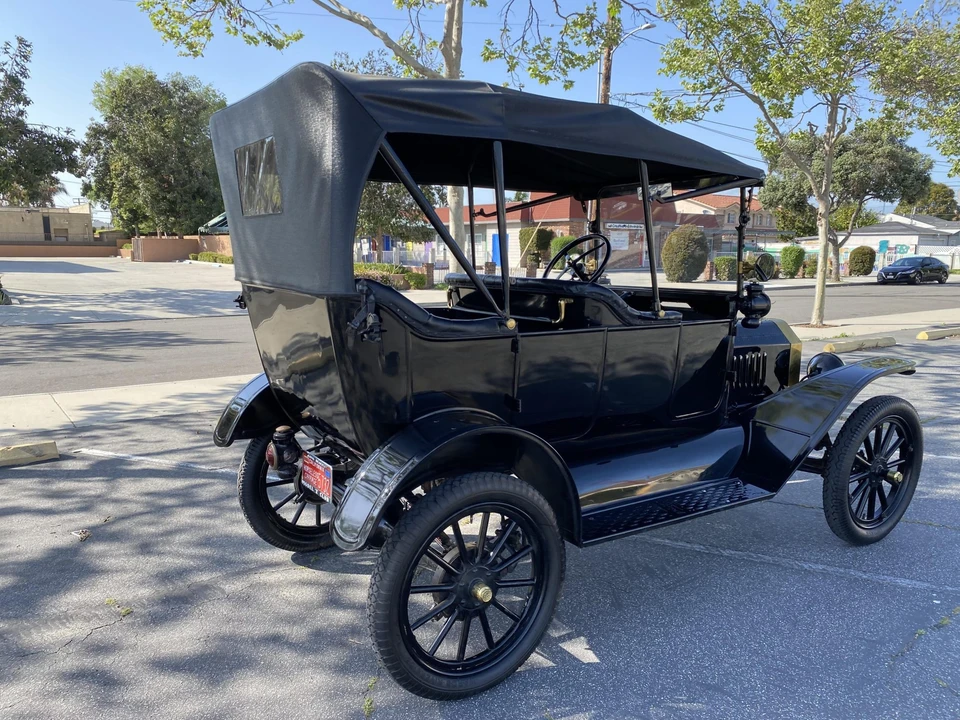 1915 Ford Model T - Image 30 of 31
