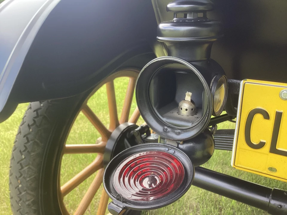 1915 Ford Model T - Image 23 of 31