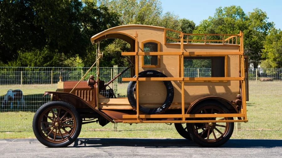 1915 Ford Model T - Image 2 of 10