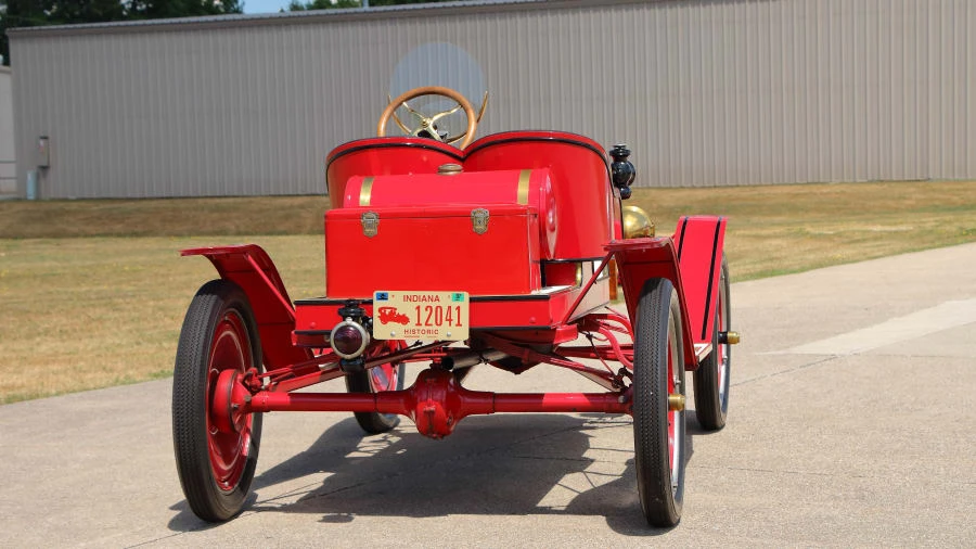 1915 Ford Model T Pickup & Model TT - Image 3 of 12