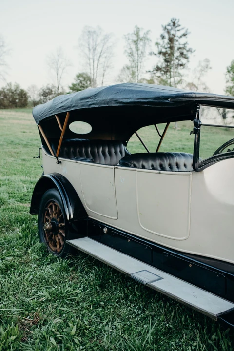 1915 Locomobile - Image 3 of 31