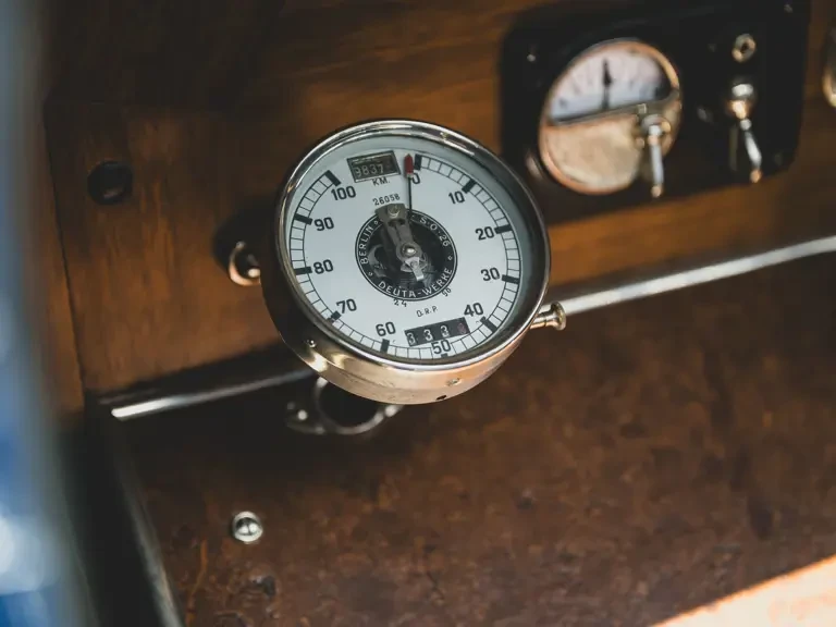 1915 Mercedes-Benz - Image 23 of 31