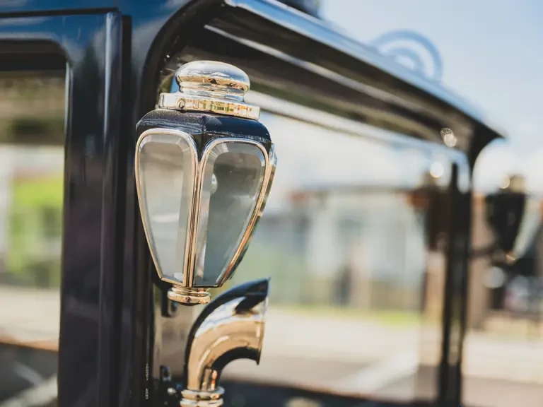 1915 Mercedes-Benz - Image 20 of 31