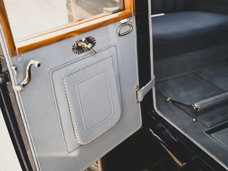 1915 Mercedes-Benz - Image 31 of 31