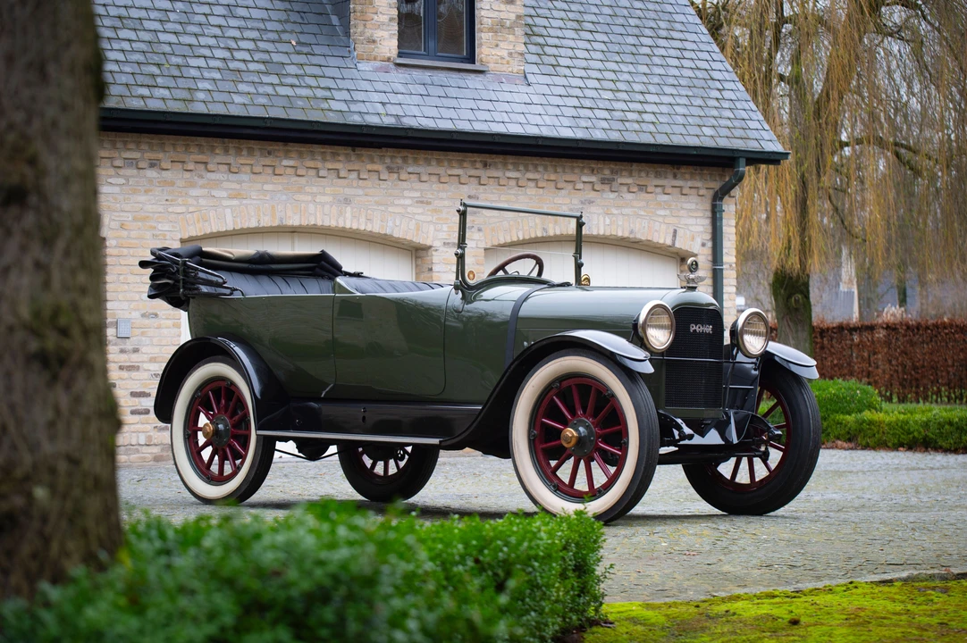 1915 Paige - Image 3 of 31