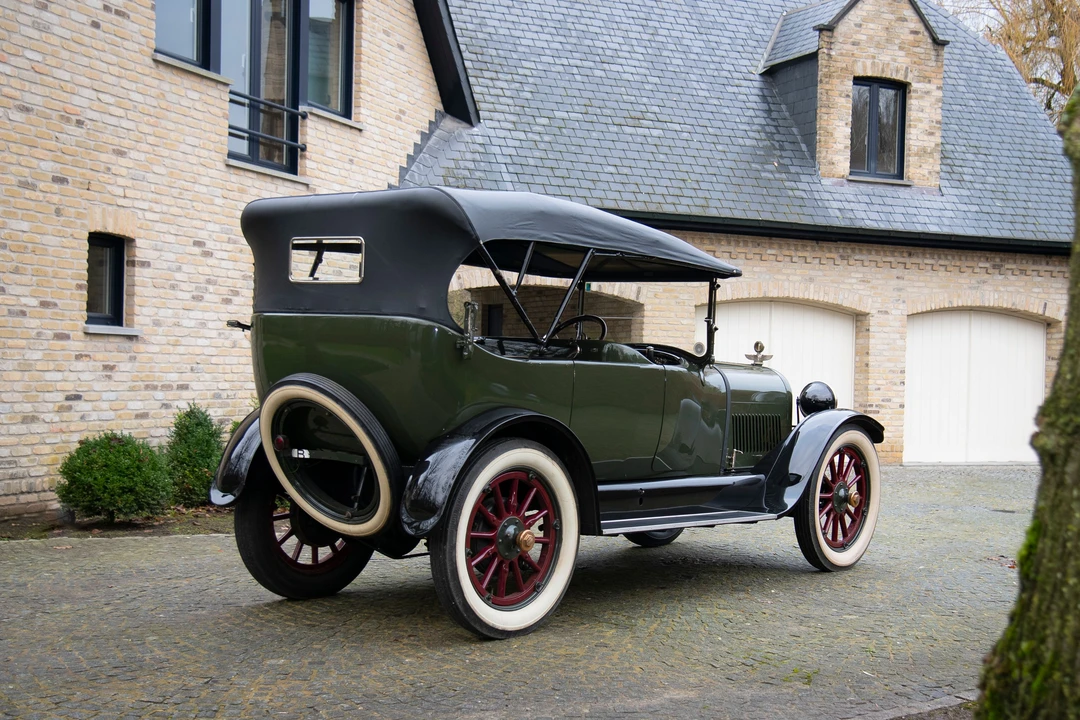 1915 Paige - Image 4 of 31