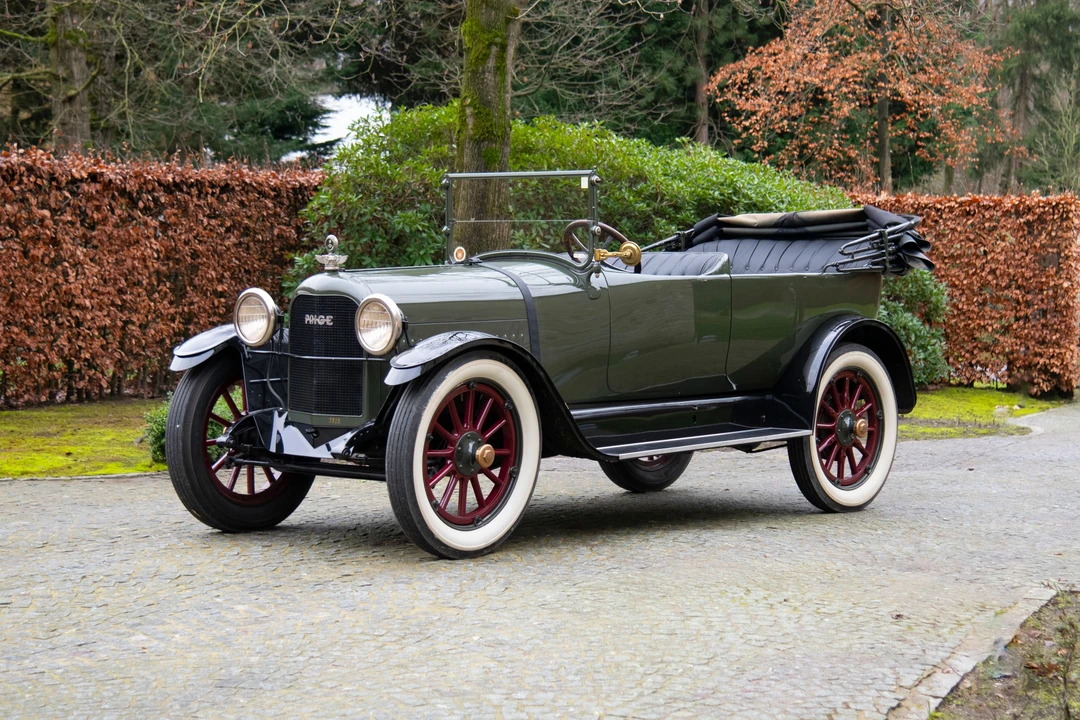 1915 Paige - Image 2 of 31