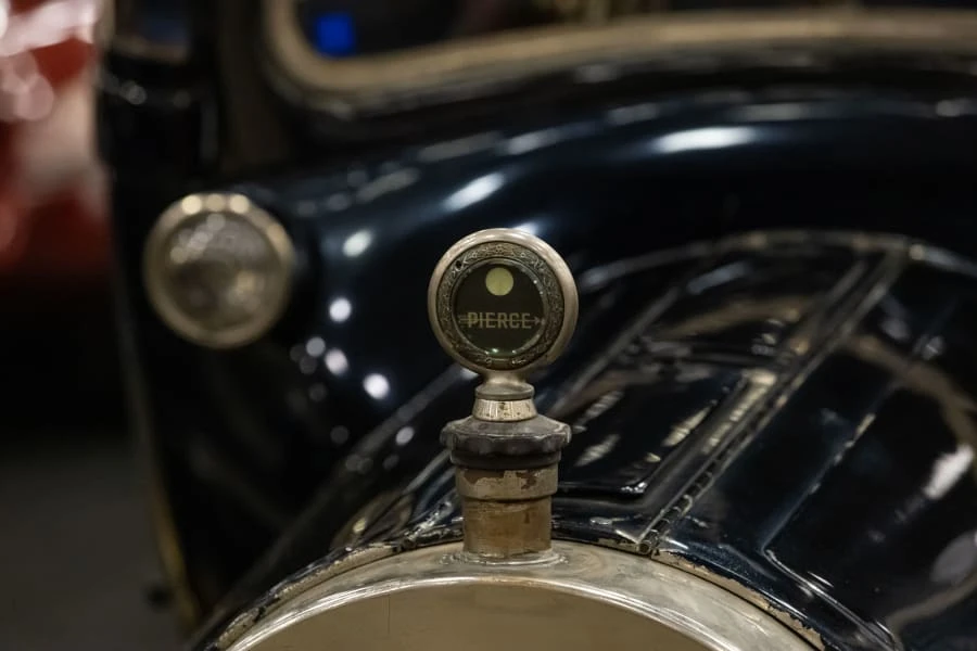 1915 Pierce-Arrow - Image 8 of 23