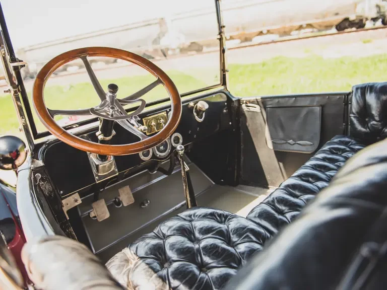 1915 Studebaker - Image 5 of 17