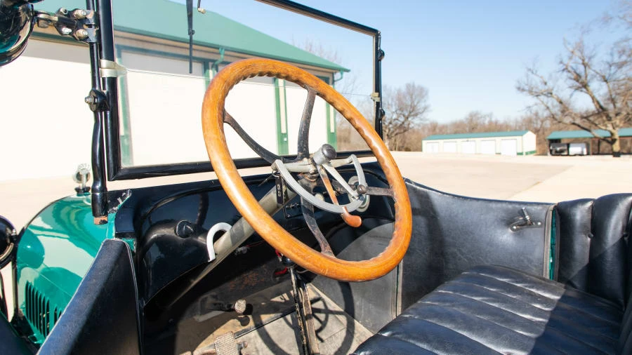 1916 Buick - Image 4 of 12