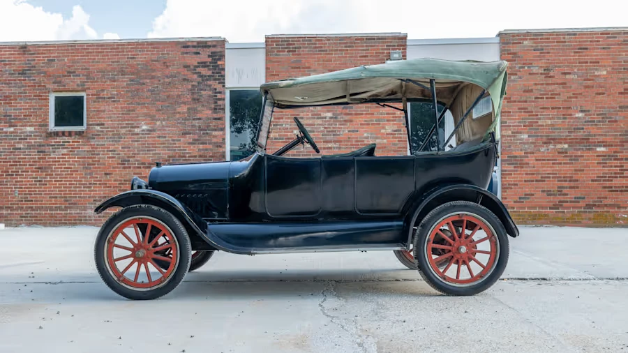1916 Chevrolet Pickup - Image 2 of 17