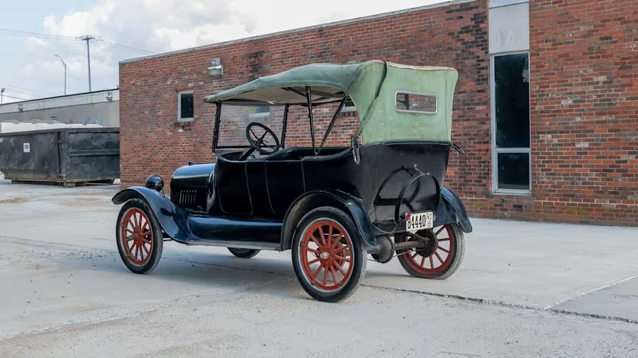 1916 Chevrolet Pickup - Image 9 of 17