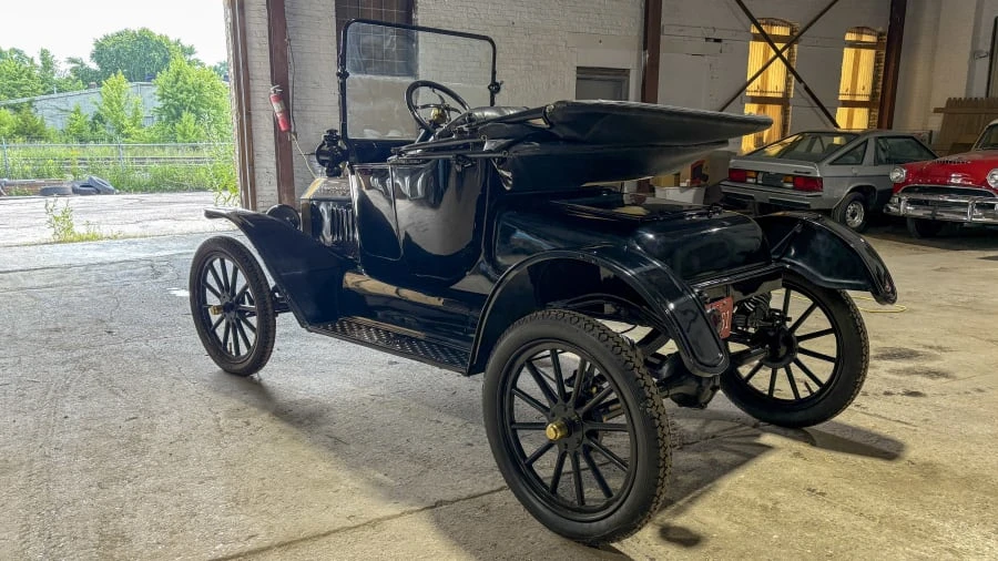1916 Ford Model T - Image 2 of 14