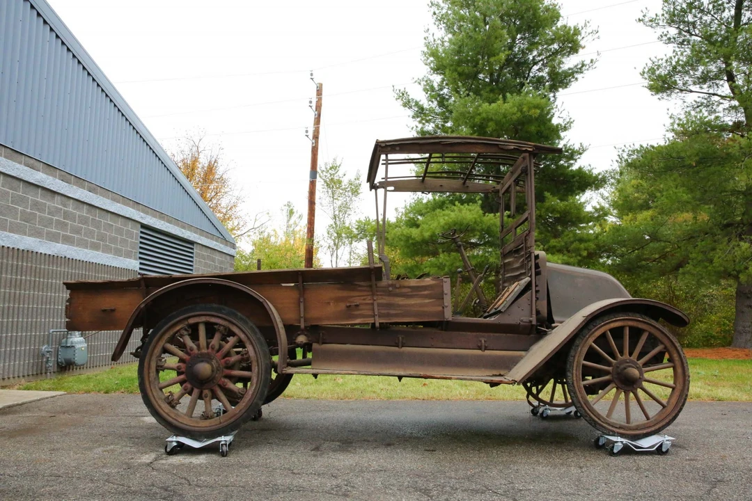 1916 International Harvester Pickup - Image 4 of 31