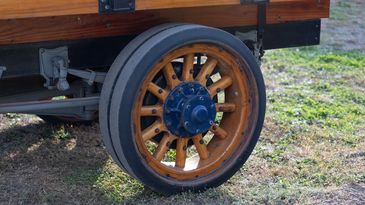 1916 Packard Six & One-Ten & 115 - Image 15 of 20
