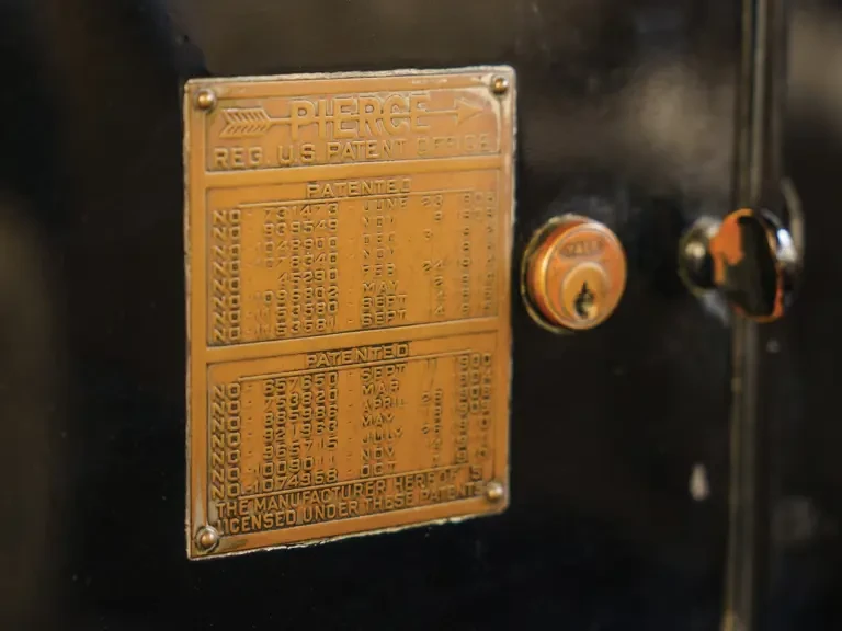 1916 Pierce-Arrow - Image 23 of 31