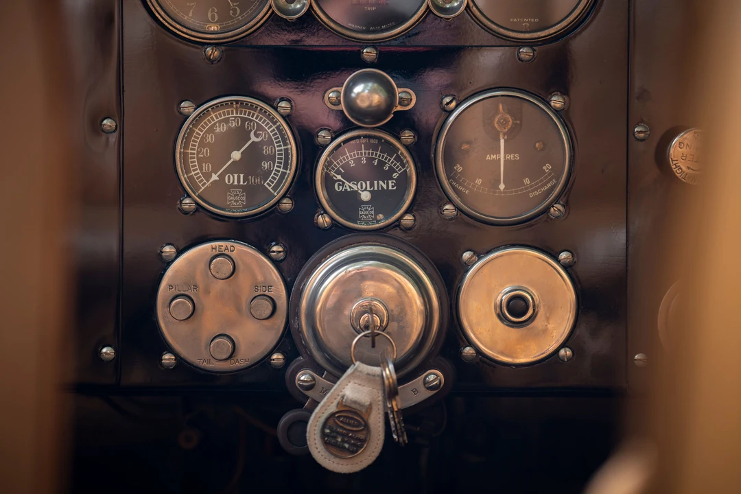 1916 Pierce-Arrow - Image 30 of 31