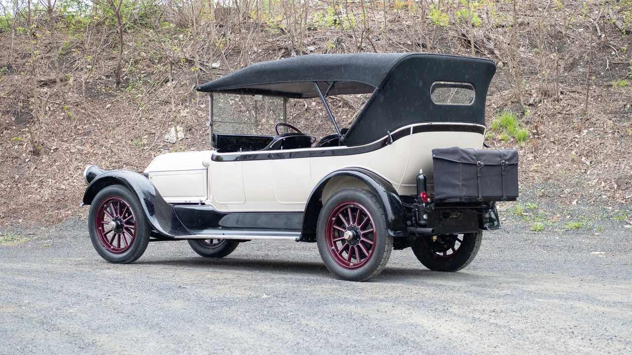 1916 Pierce-Arrow - Image 7 of 25