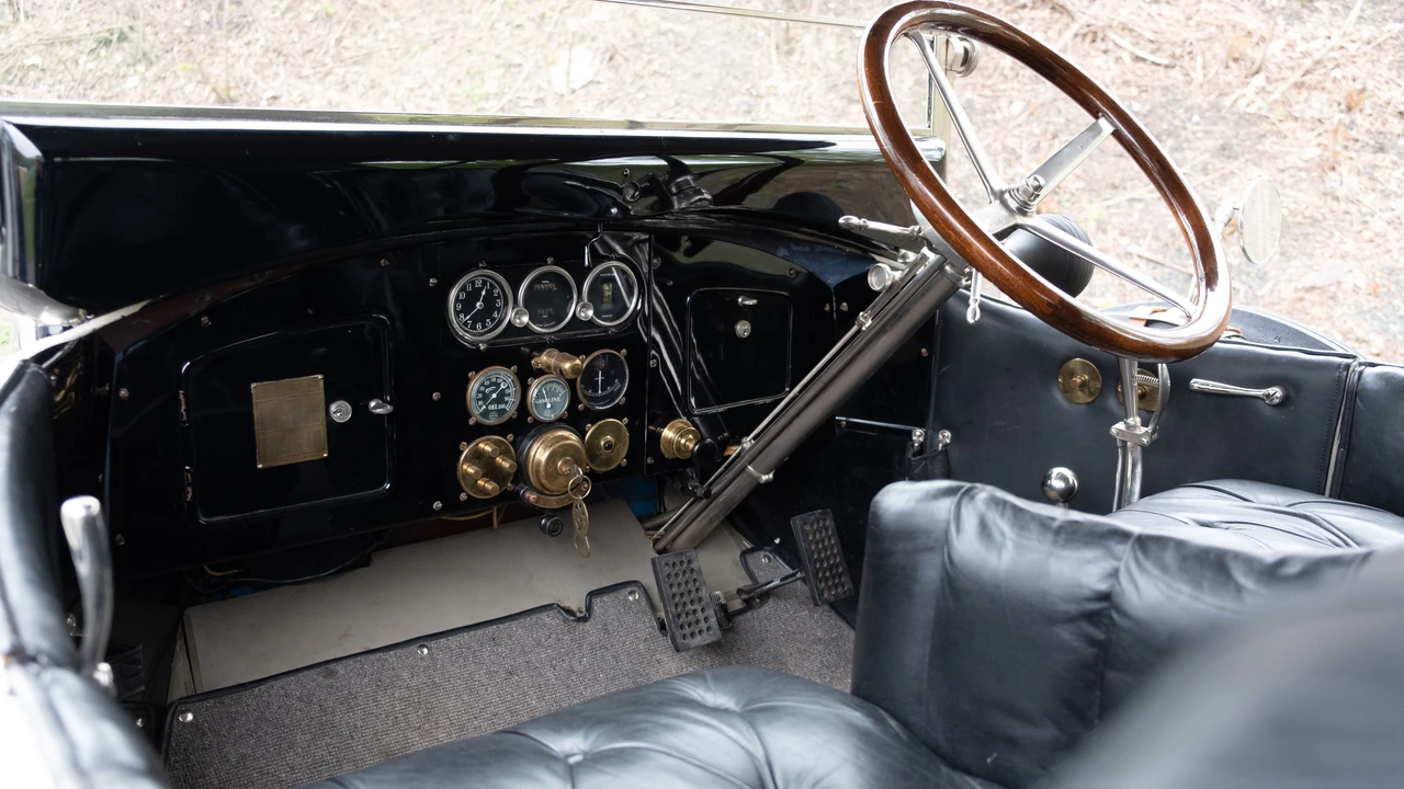 1916 Pierce-Arrow - Image 3 of 25