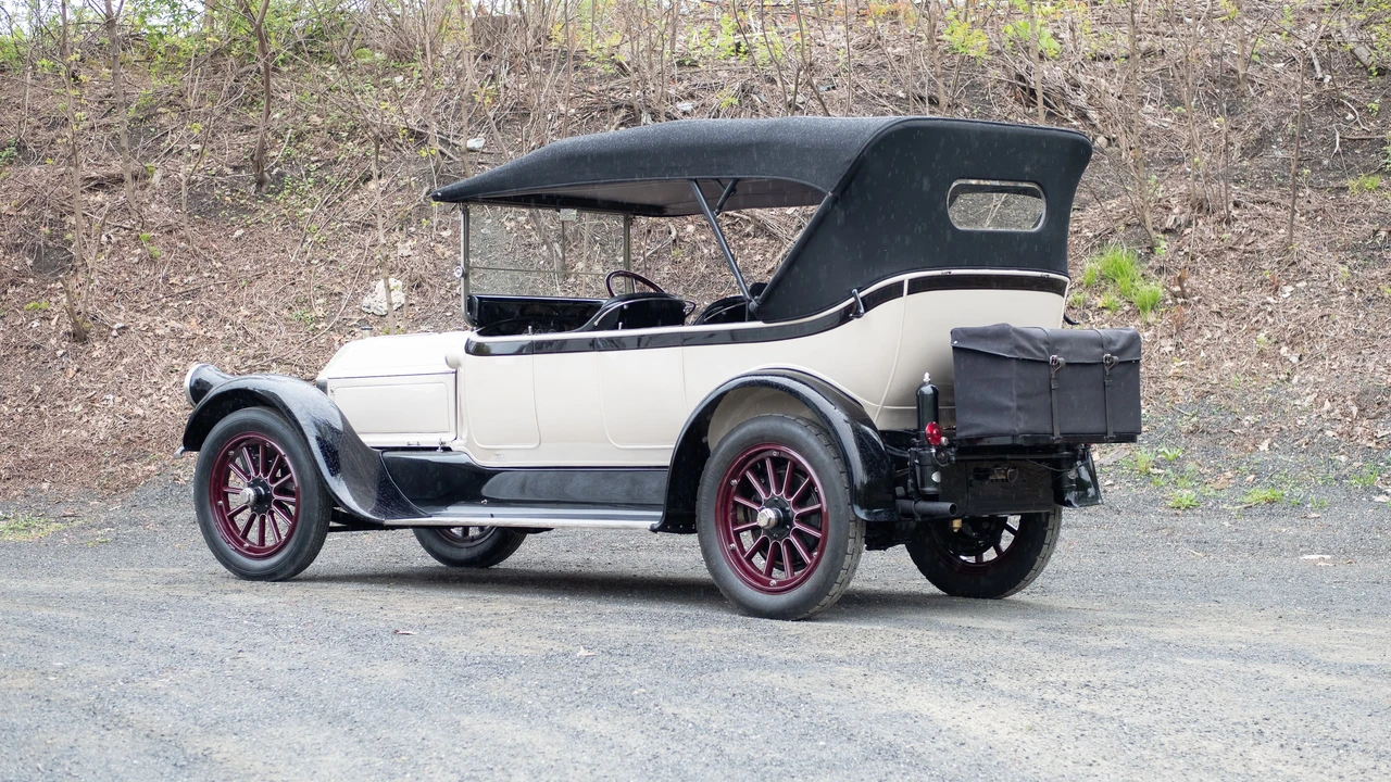 1916 Pierce-Arrow - Image 8 of 30