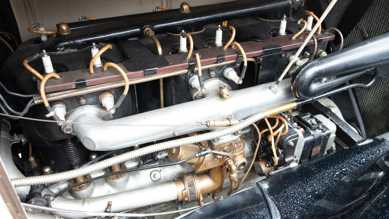 1916 Pierce-Arrow - Image 18 of 30