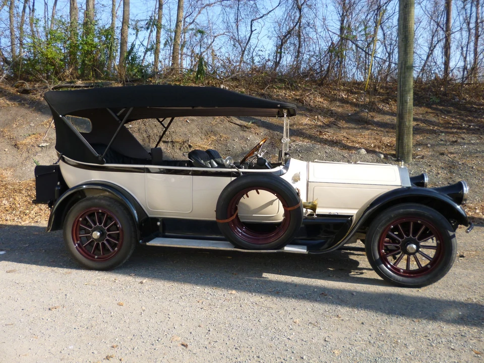 1916 Pierce-Arrow - Image 26 of 30