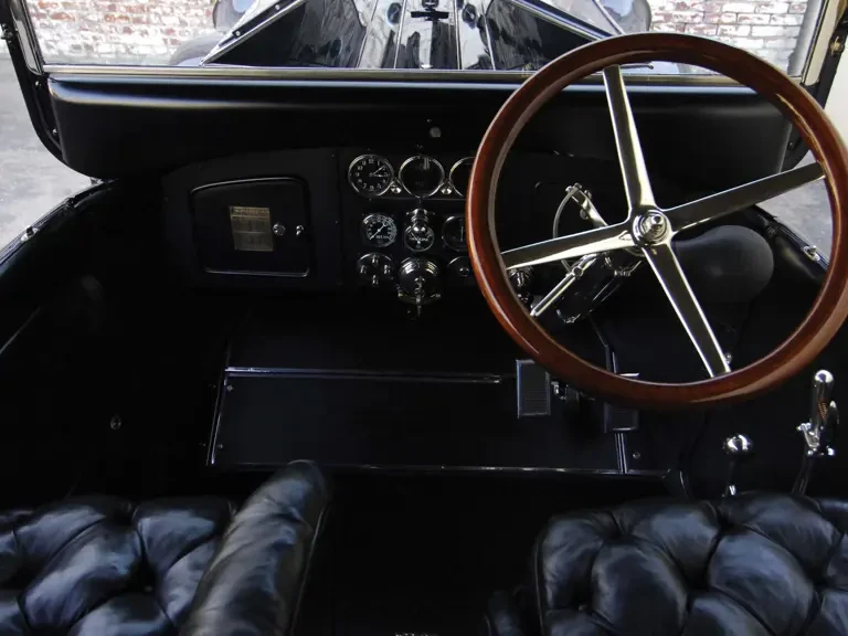 1916 Pierce-Arrow - Image 17 of 25
